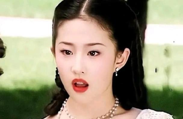 娱乐吃瓜君刘亦菲是谁,娱乐吃瓜界的焦点女神